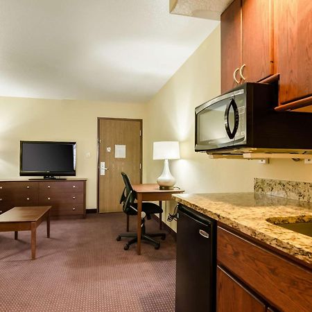Comfort Inn Colby Ngoại thất bức ảnh