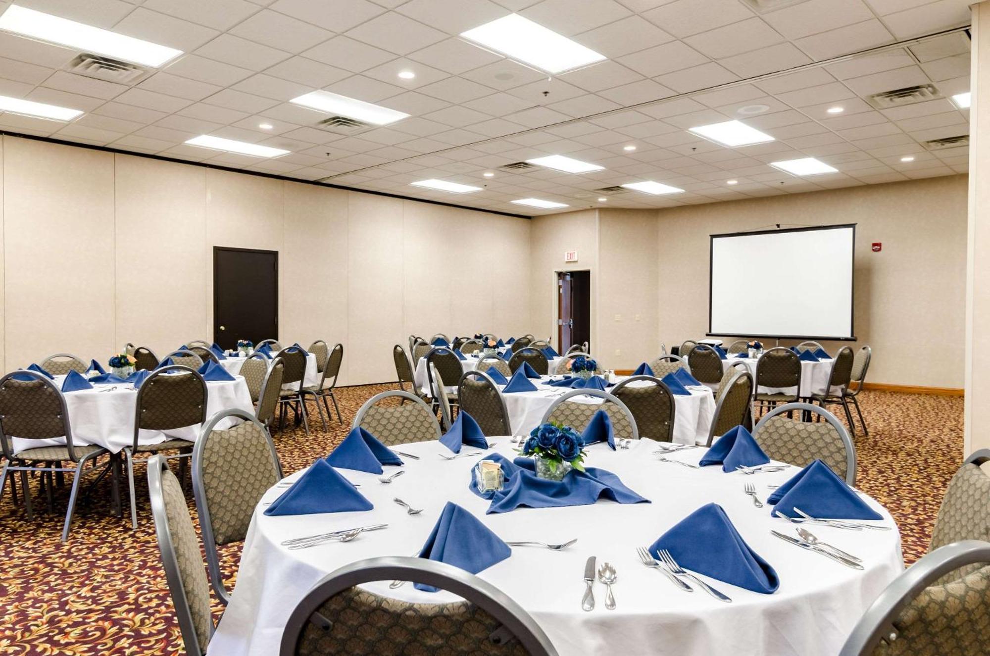 Comfort Inn Colby Ngoại thất bức ảnh