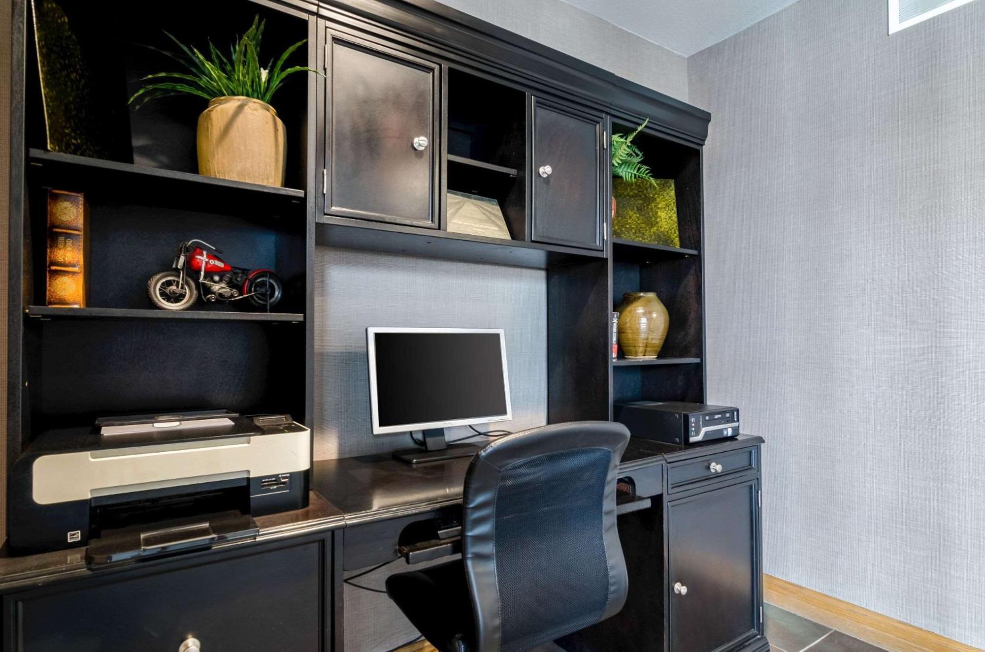 Comfort Inn Colby Ngoại thất bức ảnh