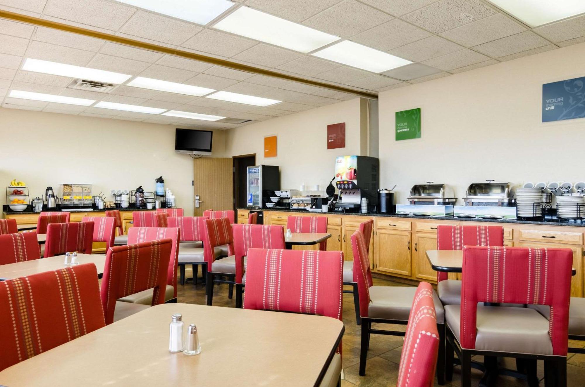 Comfort Inn Colby Ngoại thất bức ảnh