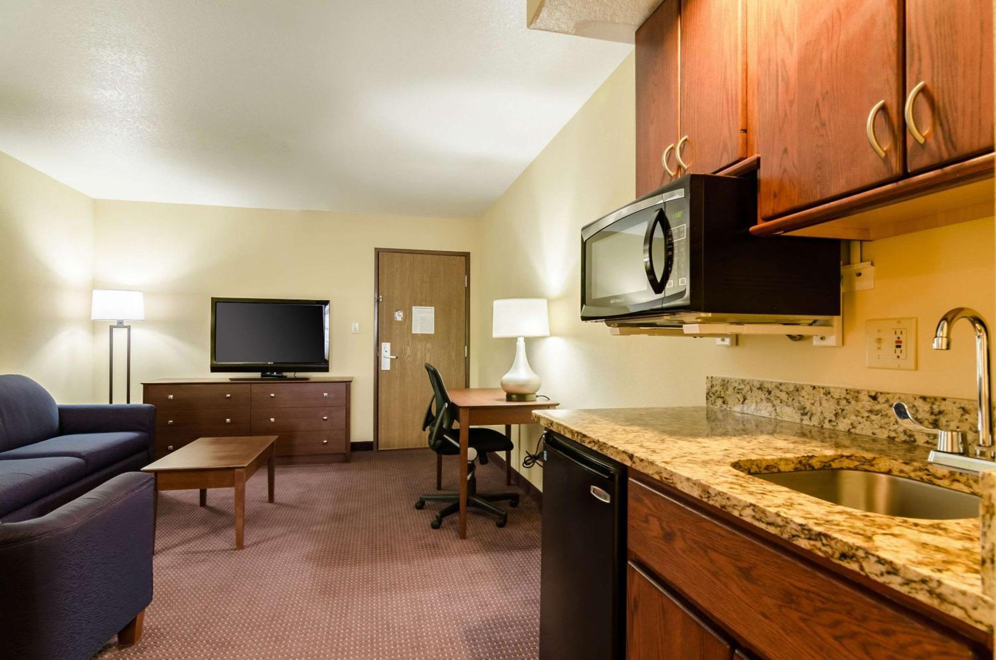 Comfort Inn Colby Ngoại thất bức ảnh