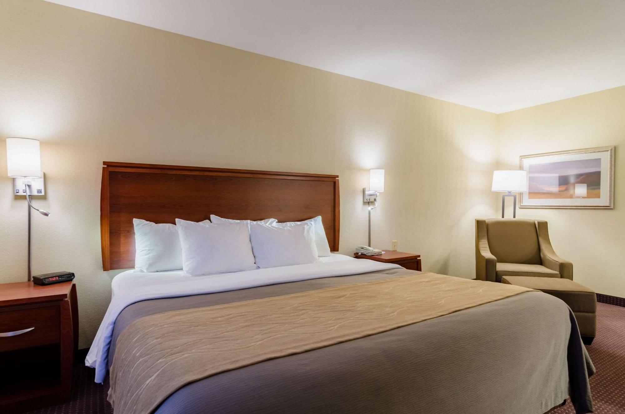 Comfort Inn Colby Ngoại thất bức ảnh
