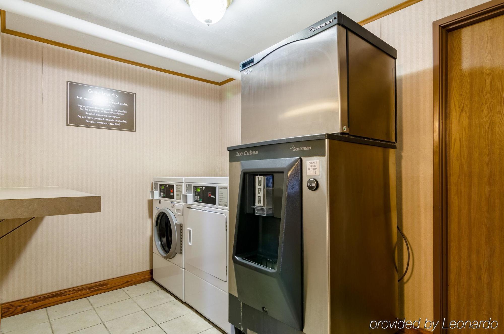 Comfort Inn Colby Ngoại thất bức ảnh
